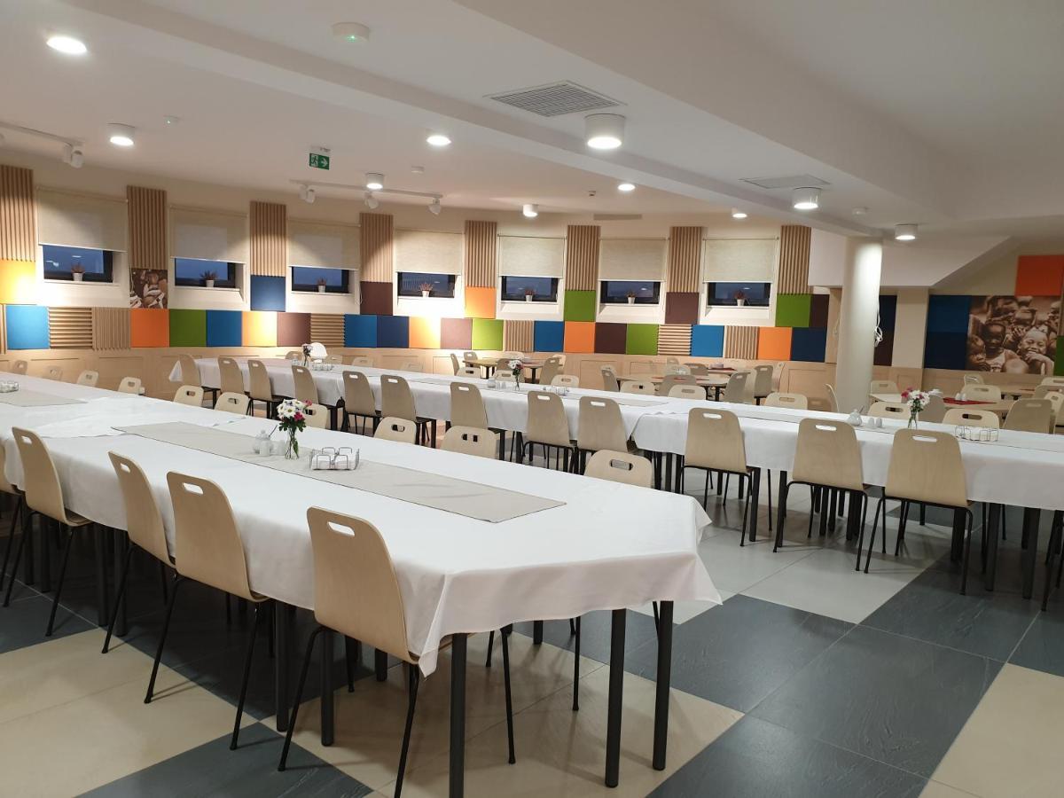 Centrum Misji Afrykanskich - Osrodek Hotelowo-Konferencyjny Borzecin Duzy Bagian luar foto